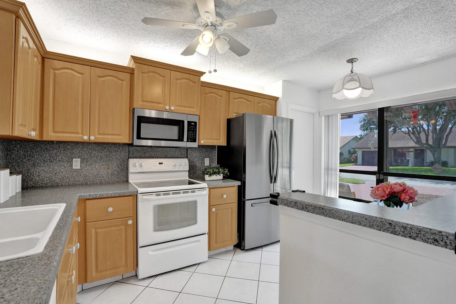 2129 SW 17TH Circle, Deerfield Beach, FL 33442 photo 7