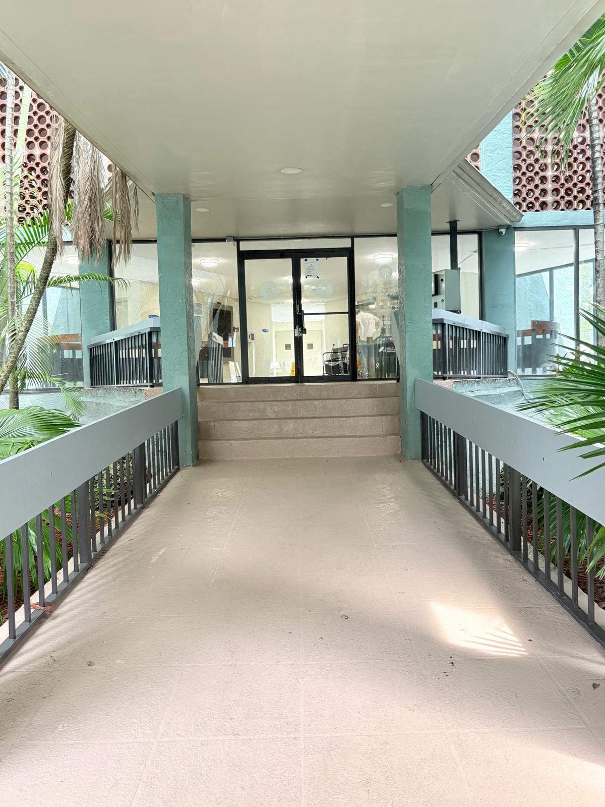 4222 INVERRARY Boulevard 4609, Lauderhill, FL 33319 photo 3