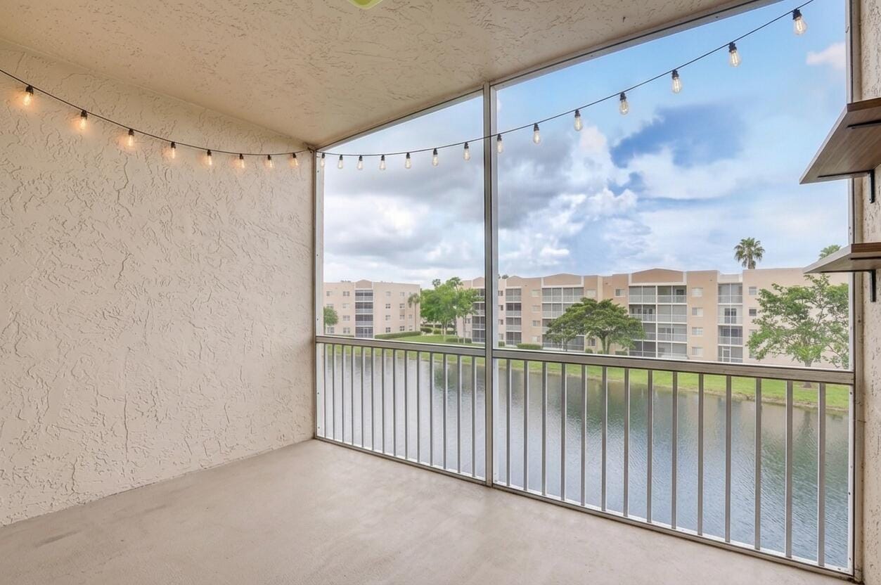 9537 Weldon Circle 405, Tamarac, FL 33321 photo 20