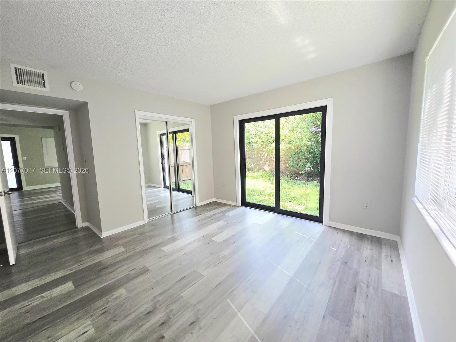 335 SW 20th Street 5 — photo 5