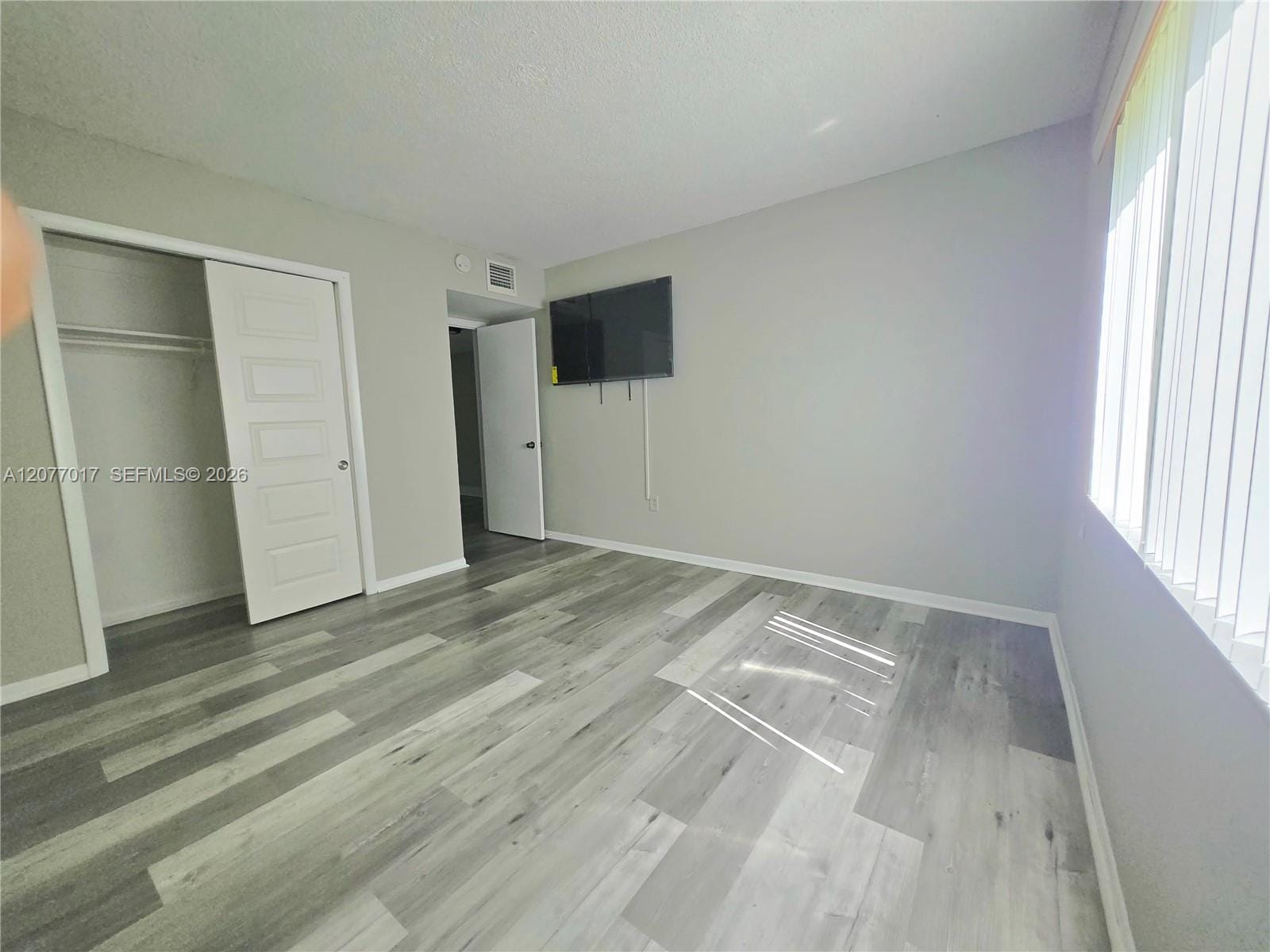 335 SW 20th Street 5 — photo 6