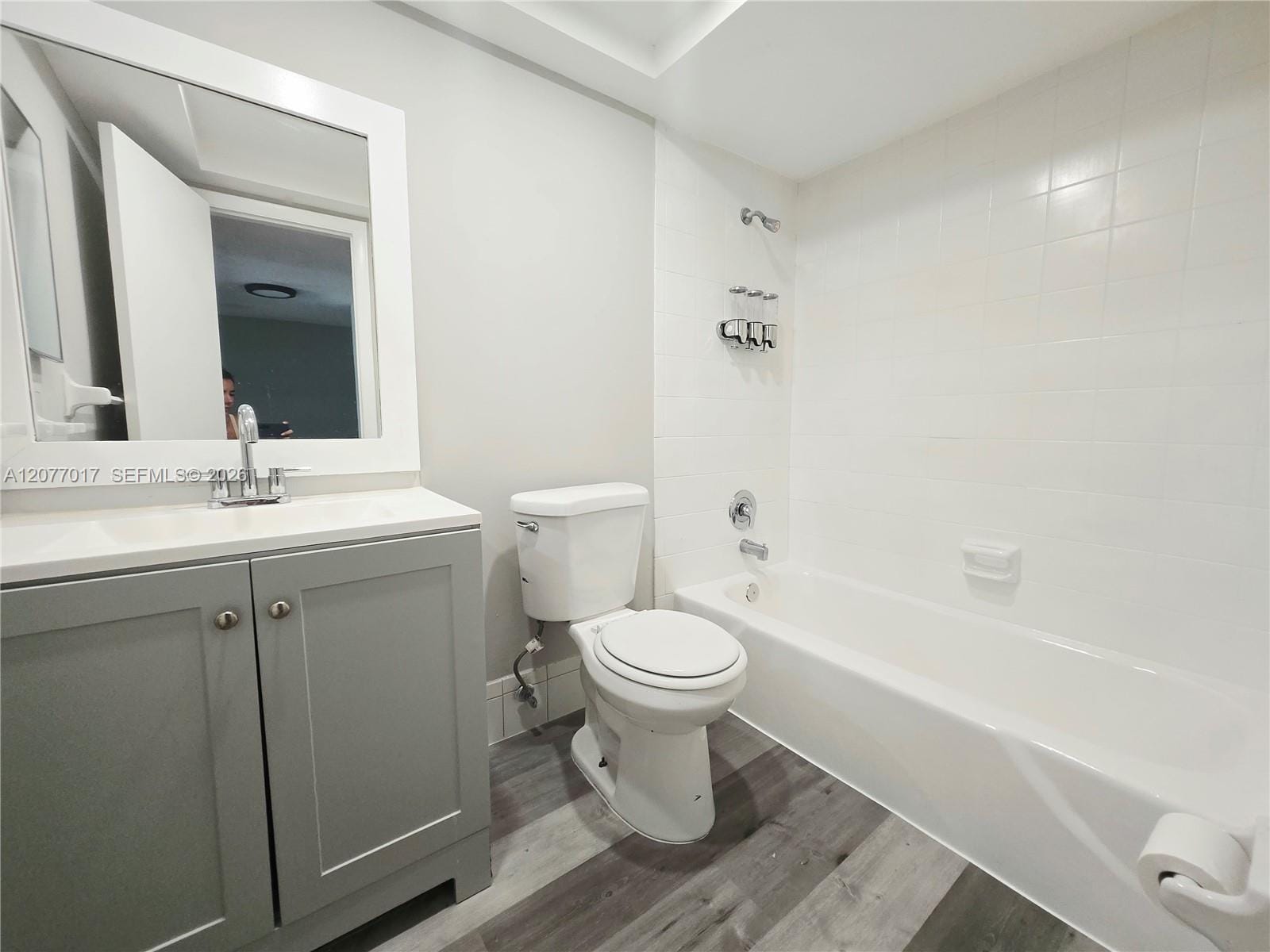 335 SW 20th Street 5 — photo 7