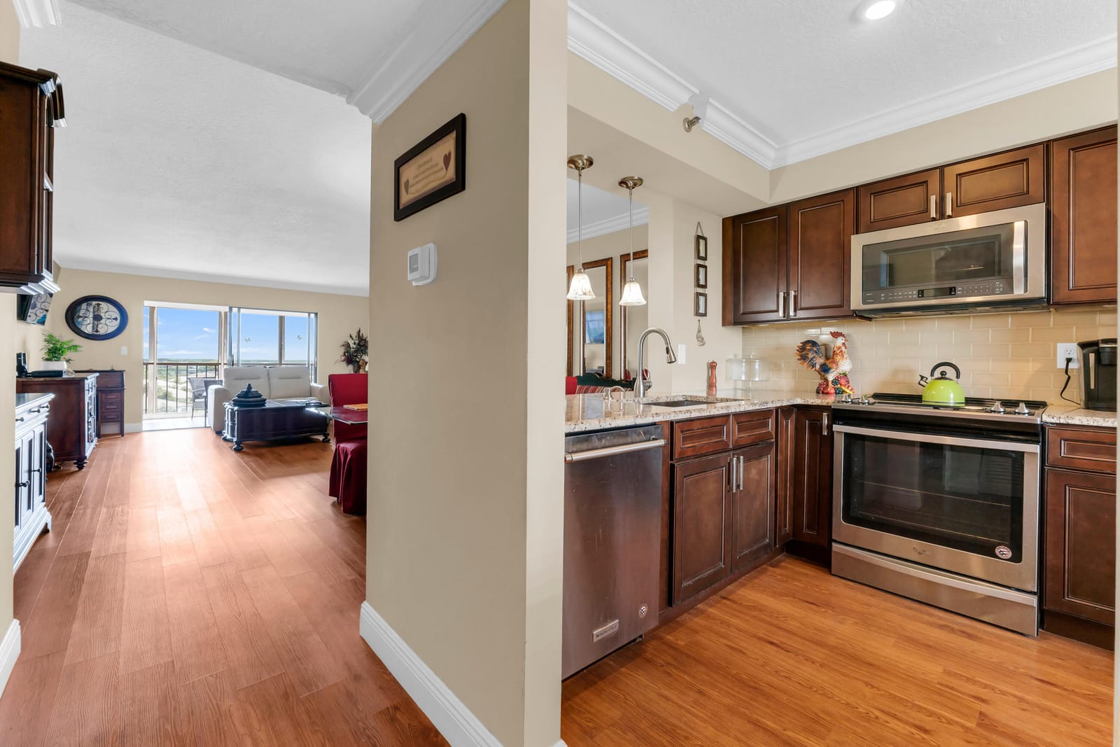 7240 Huntington Lane 703 — photo 8