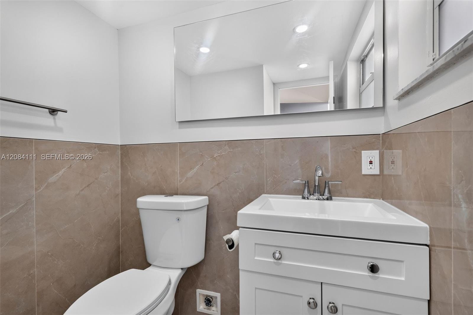 4000 NE 170th Street 606, North Miami Beach, FL 33160 photo 12