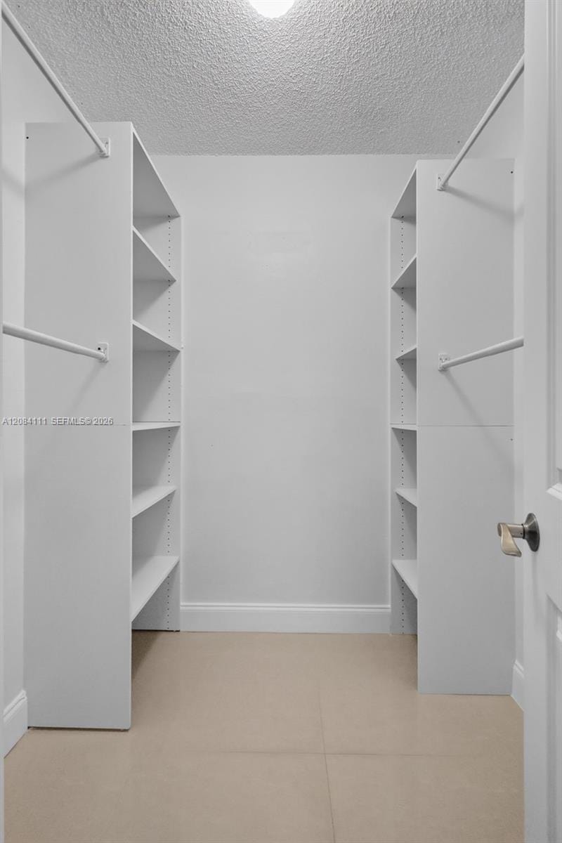 4000 NE 170th Street 606, North Miami Beach, FL 33160 photo 3