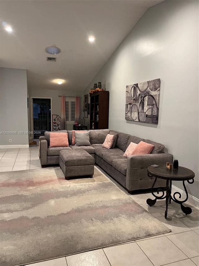 3212 S Anthony Circle S 1, West Palm Beach, FL 33417