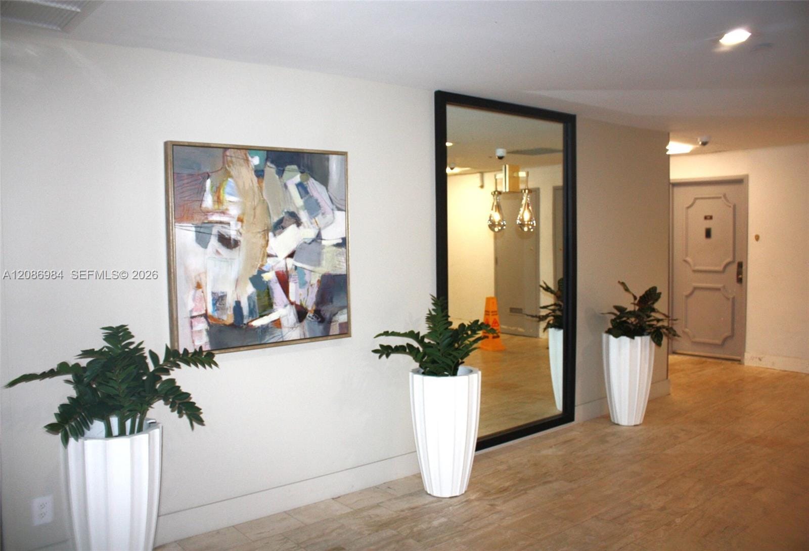 4200 Hillcrest Drive 618 — photo 8