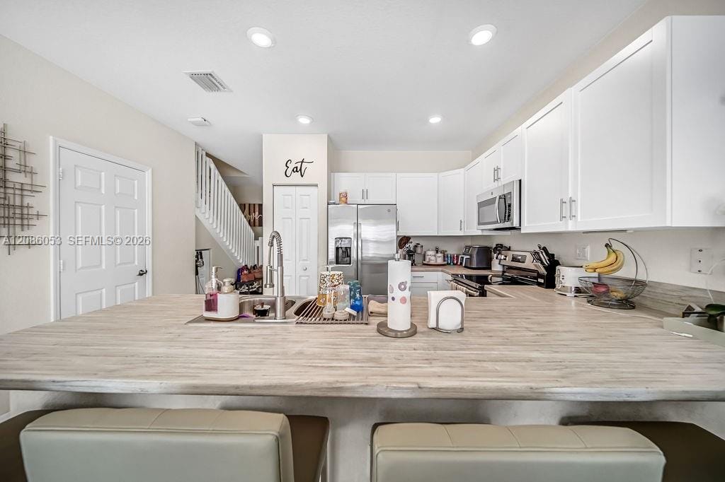10657 W 32nd Lane, Hialeah, FL 33018 photo 14