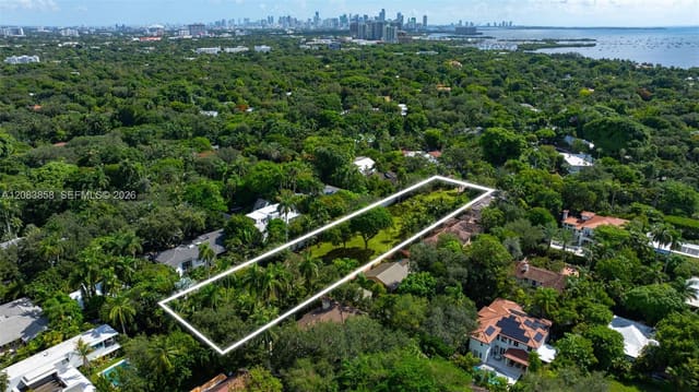3940 Douglas Road, Miami, FL 33133