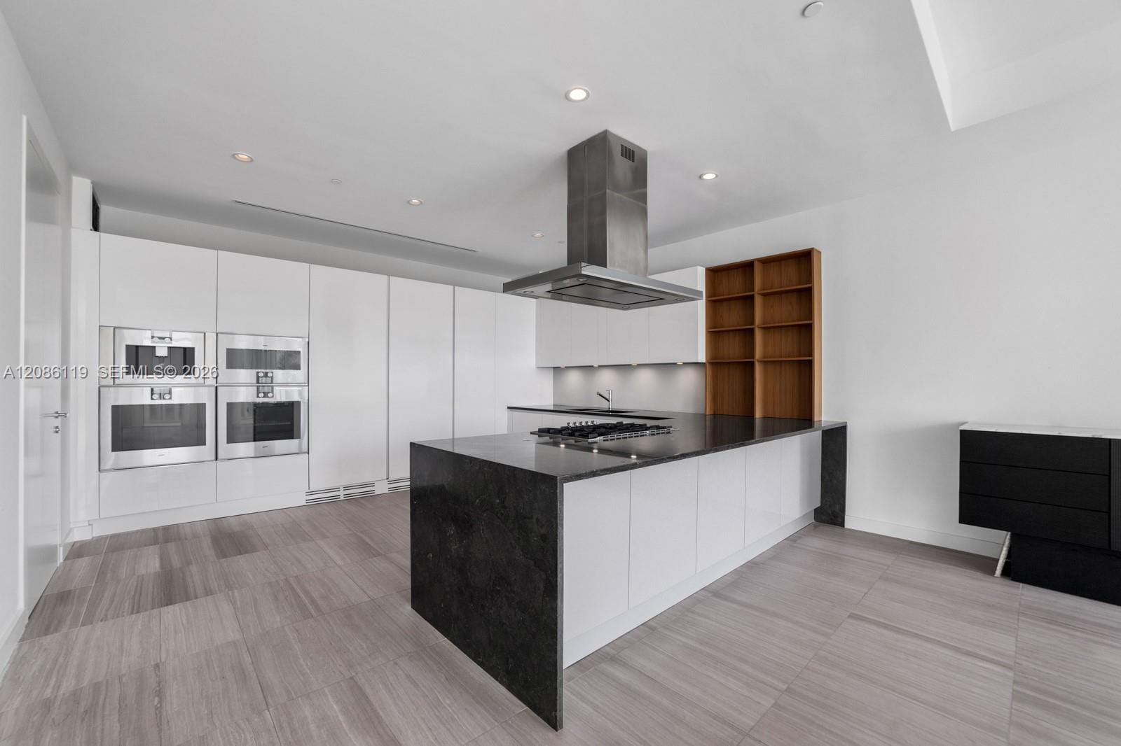 4701 N Meridian Avenue 325, Miami Beach, FL 33140 photo 8