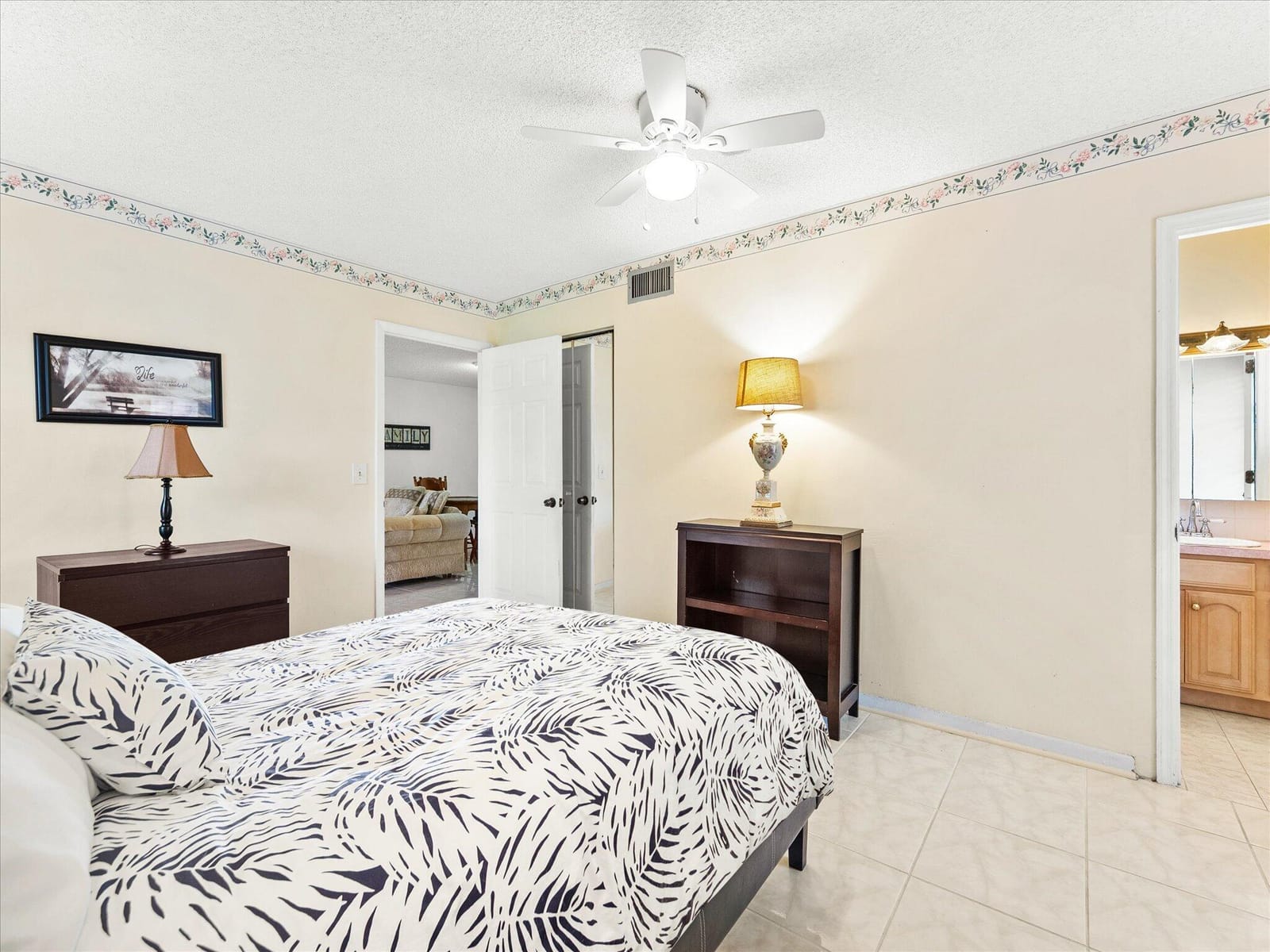 341 A Covered Bridge Boulevard, Lake Worth, FL 33467 photo 16