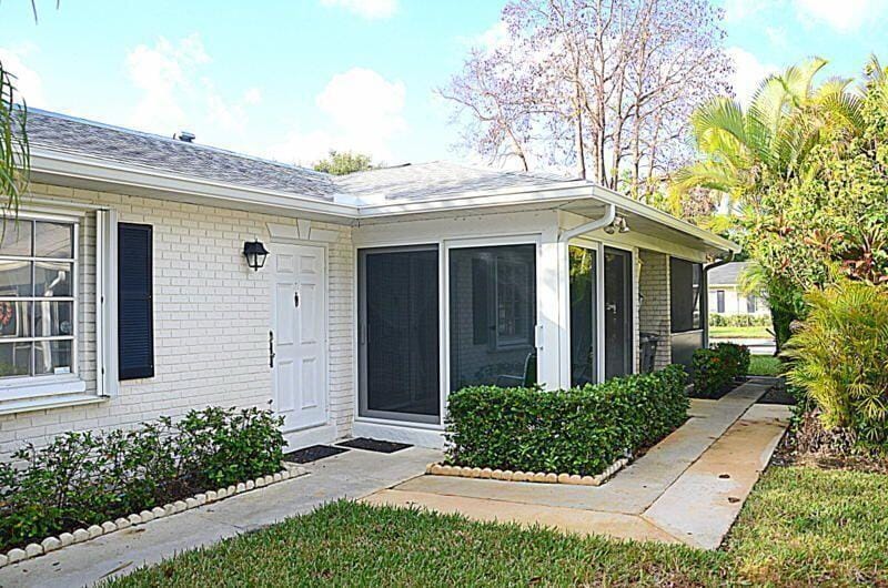 10101 S 44th Drive — photo 2