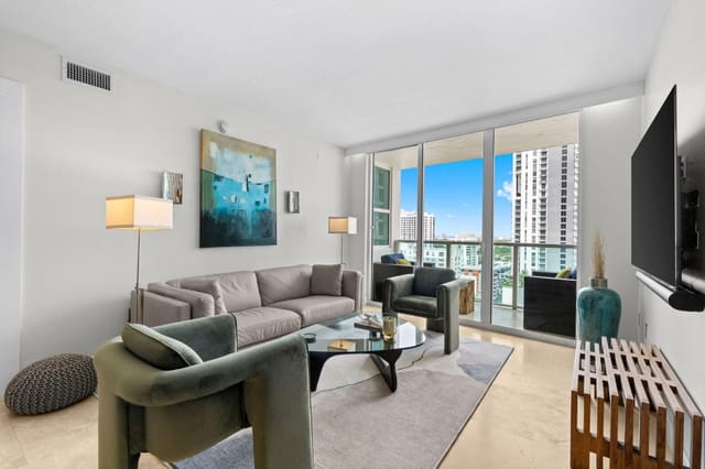350 SE 2ND Street 2040, Fort Lauderdale, FL 33301