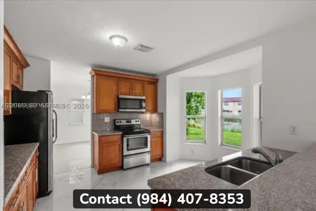 1755 NE 35th Avenue, Homestead, FL 33033