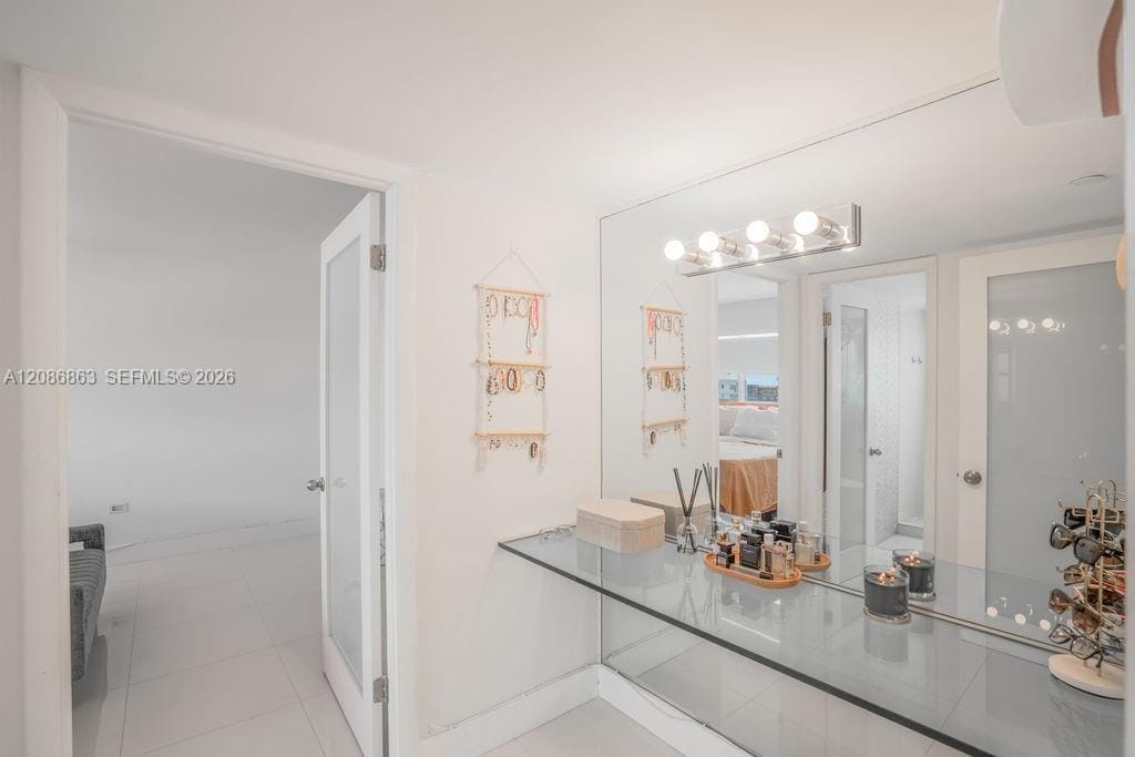1881 Washington Avenue 11D — photo 11