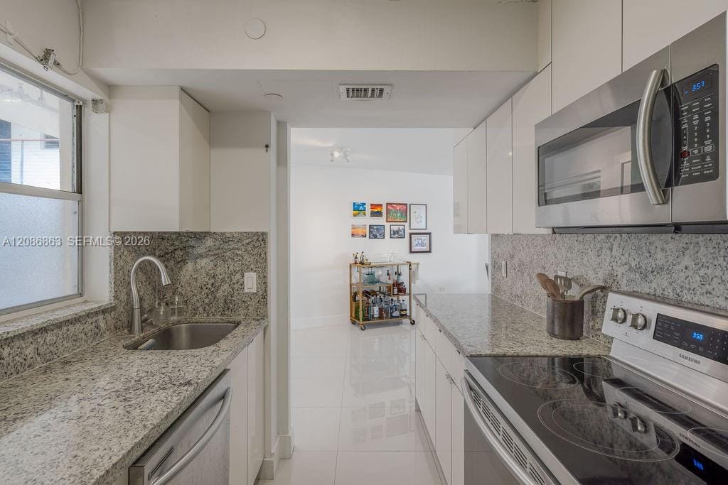 1881 Washington Avenue 11D, Miami Beach, FL 33139 photo 13
