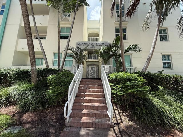 9172 Collins Avenue 409, Surfside, FL 33154