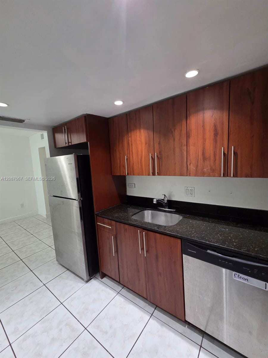 1885 NE 121st Street 8 — photo 3