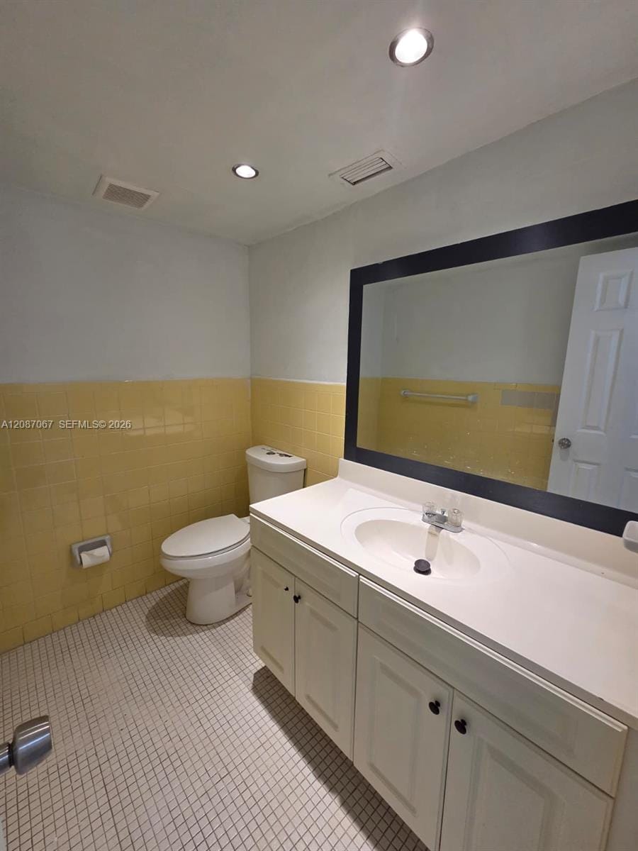 1885 NE 121st Street 8 — photo 7