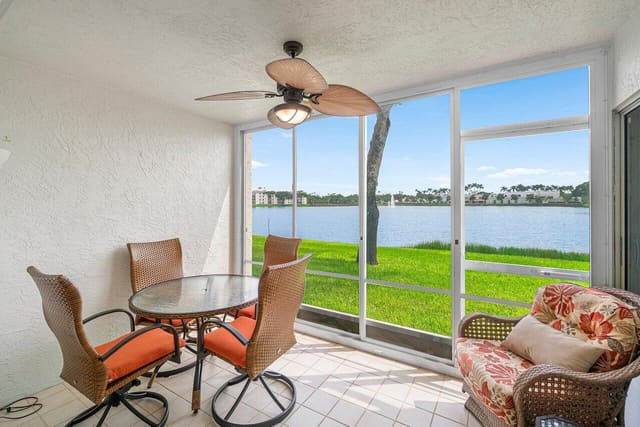 6112 Huntwick Terrace 102, Huntington Pointe, Delray Beach, FL