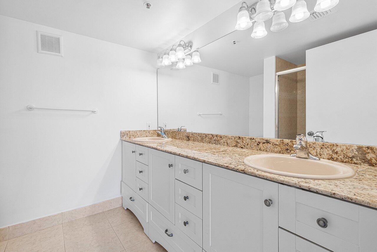 6112 Huntwick Terrace 102, Delray Beach, FL 33484 photo 20