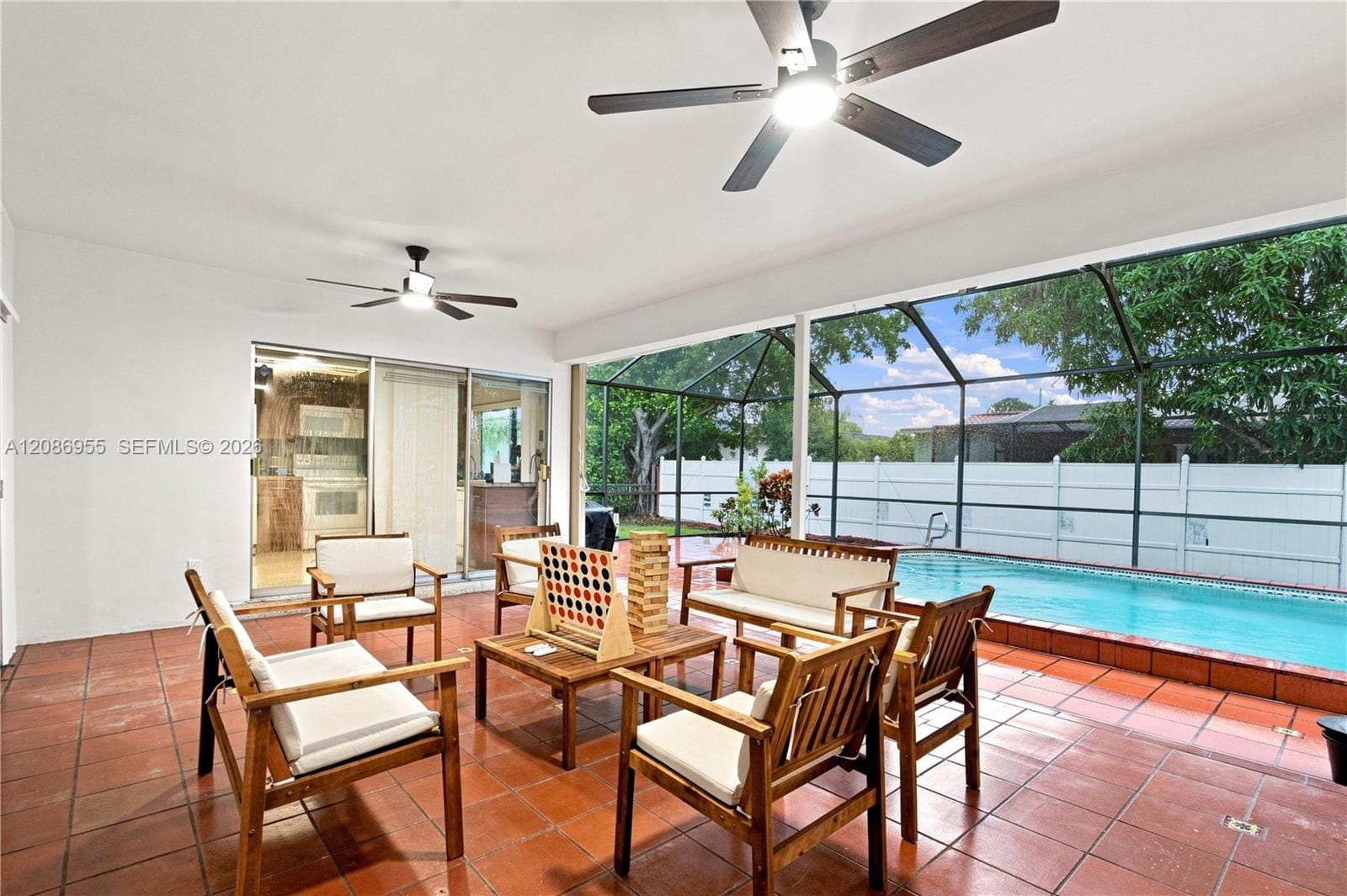 1811 SW 99th Avenue, Miami, FL 33165 photo 2