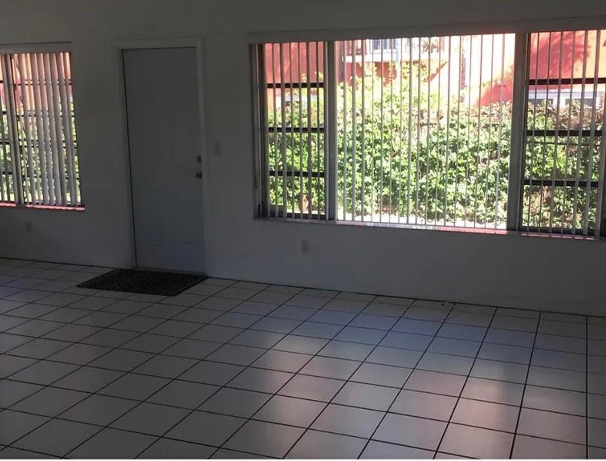 1836 Coral Ridge Drive 5, Fort Lauderdale, FL 33305 photo 4
