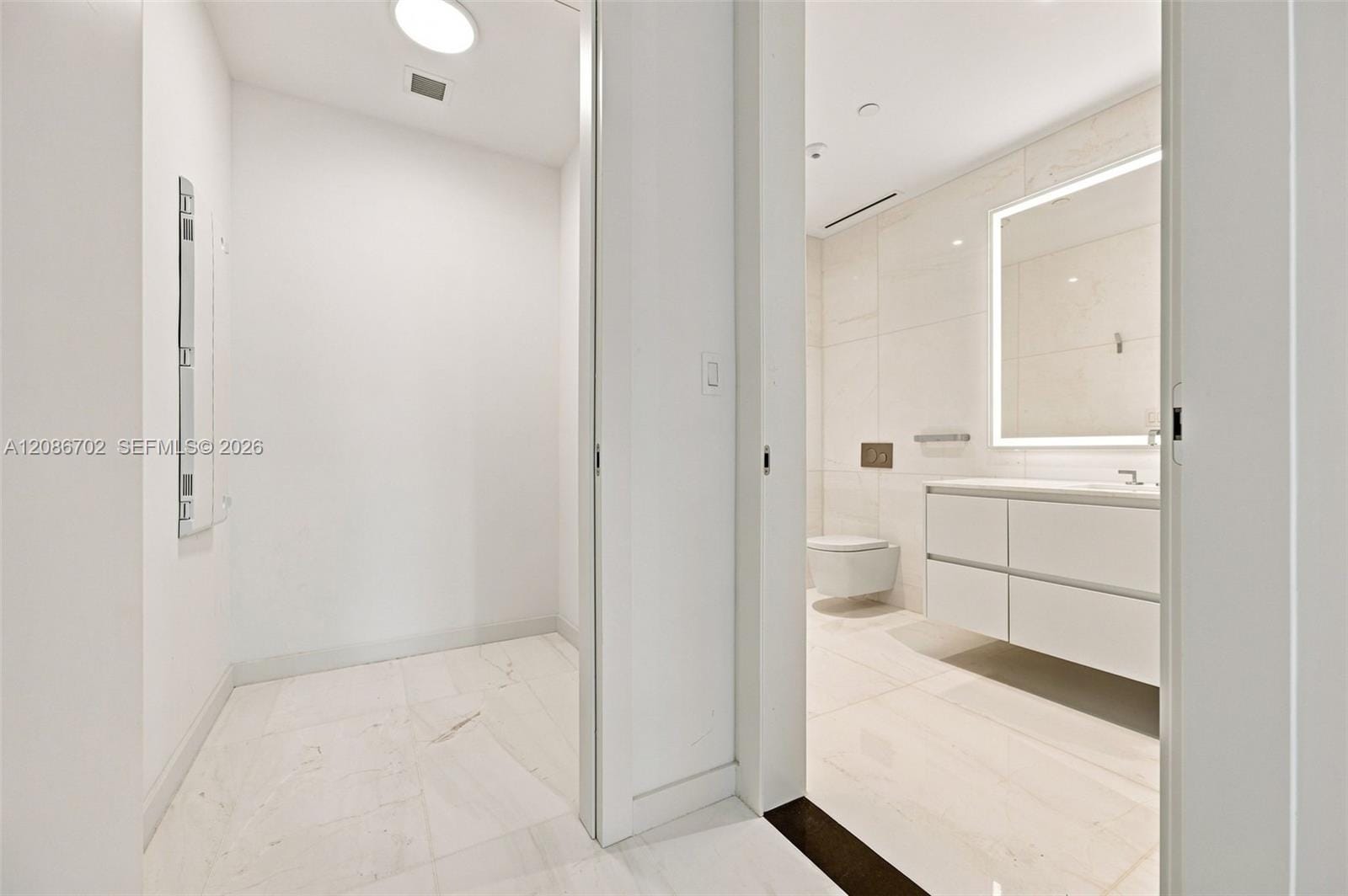 300 Biscayne Blvd Way 1106, Miami, FL 33131 photo 19