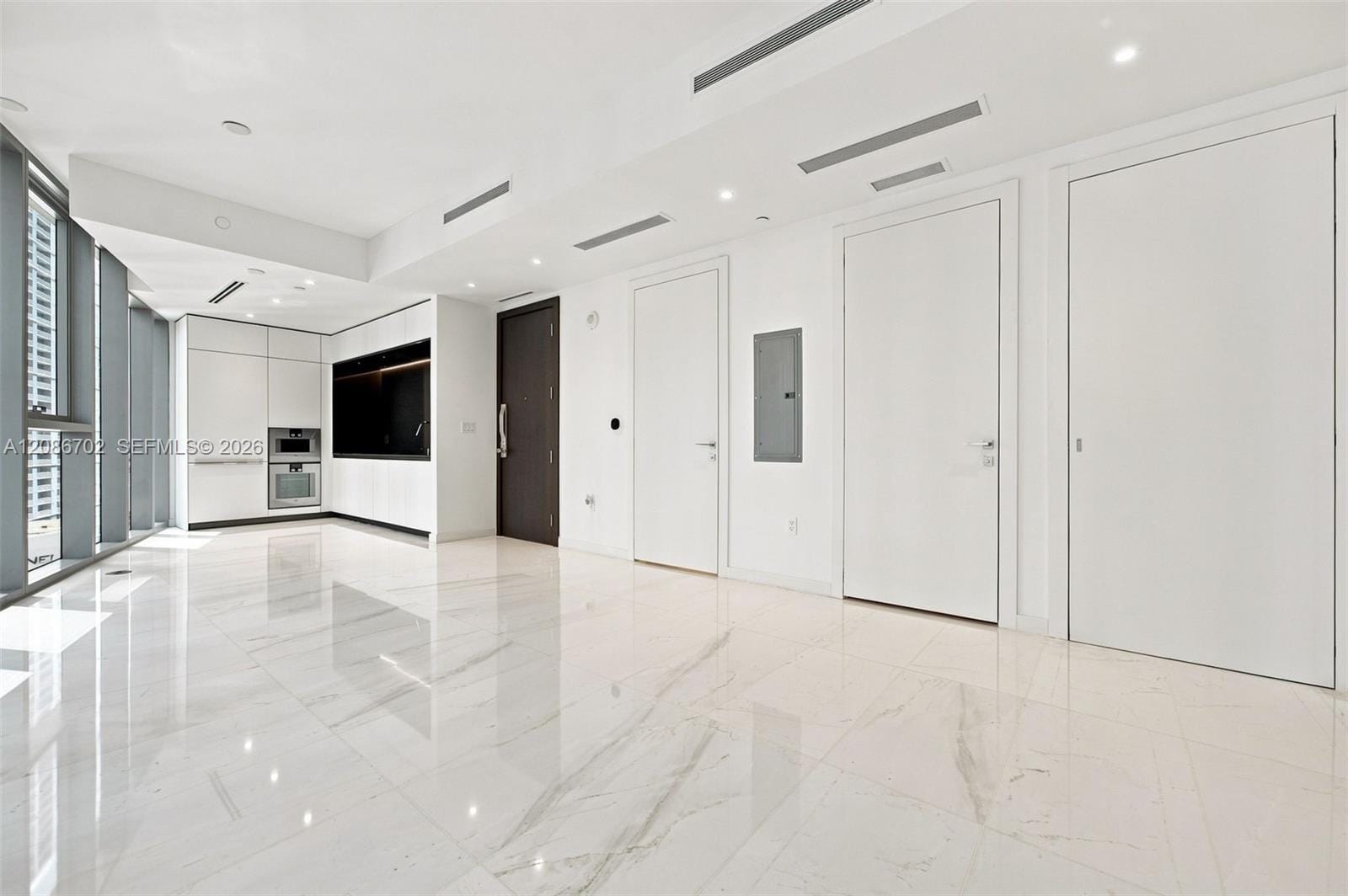 300 Biscayne Blvd Way 1106 — photo 4