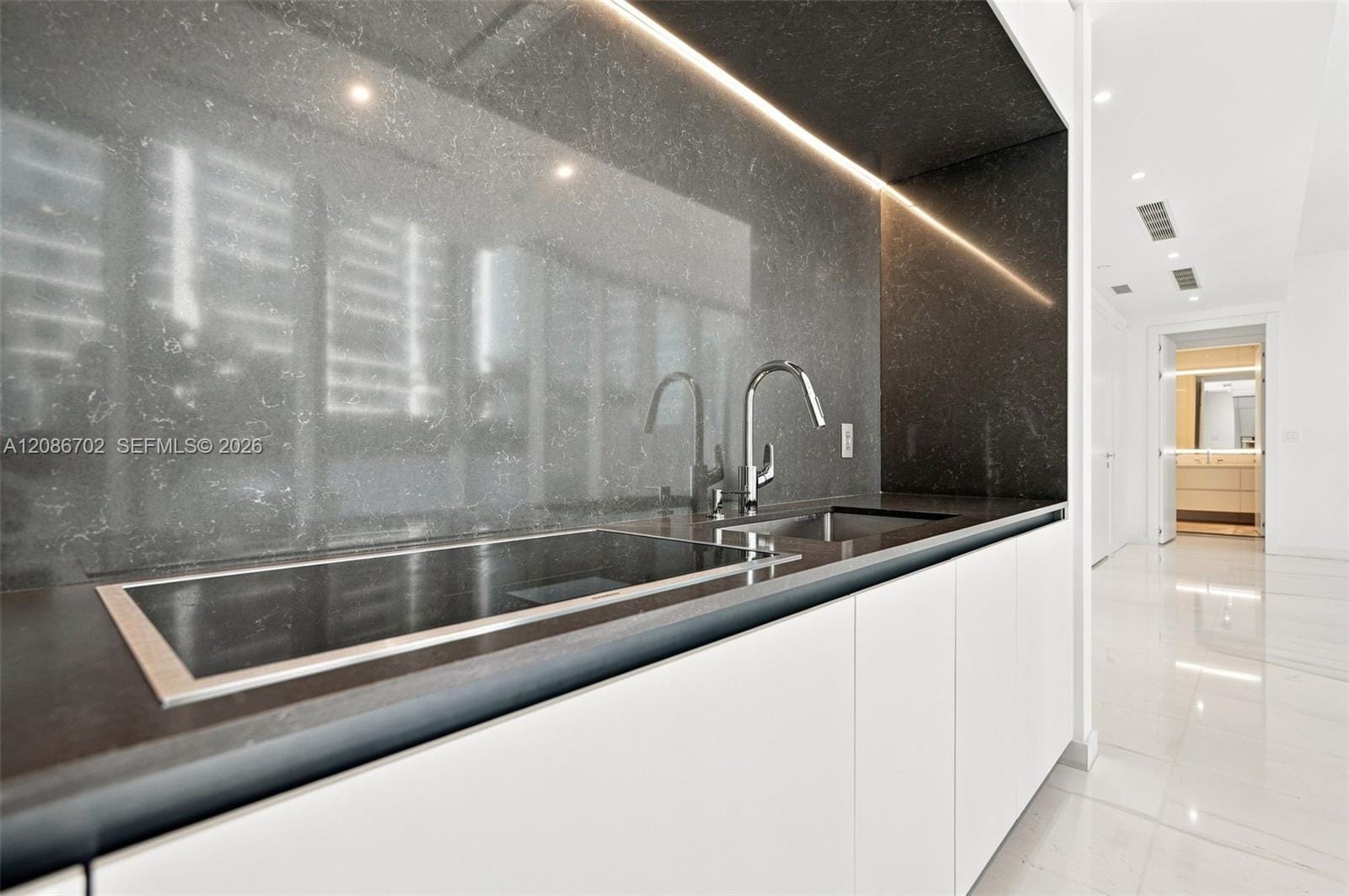 300 Biscayne Blvd Way 1106 — photo 10