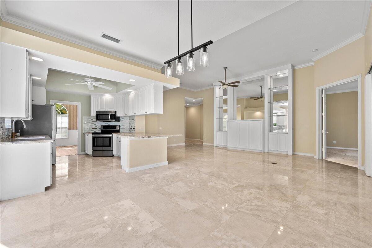306 Aegean Road, Palm Beach Gardens, FL 33410 photo 12