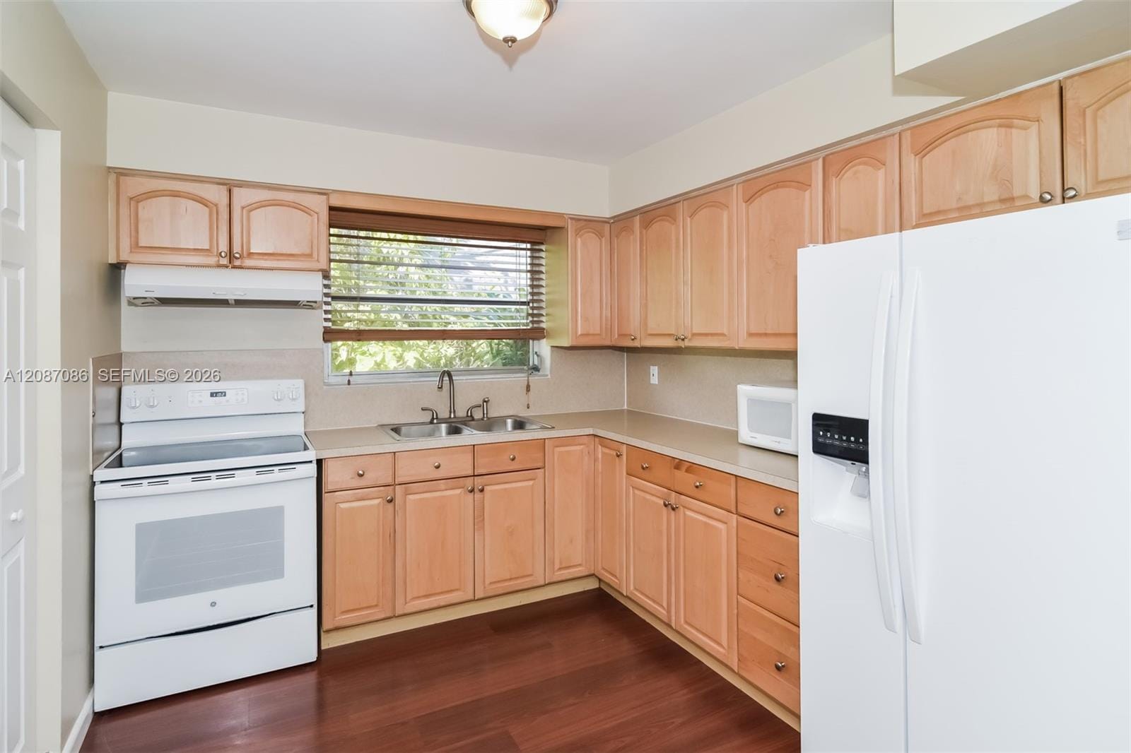 3141 SW 17th Street — photo 6