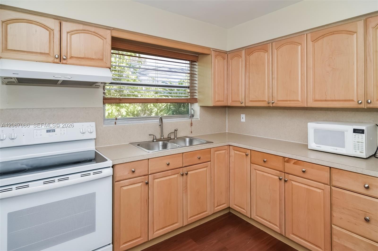 3141 SW 17th Street — photo 7