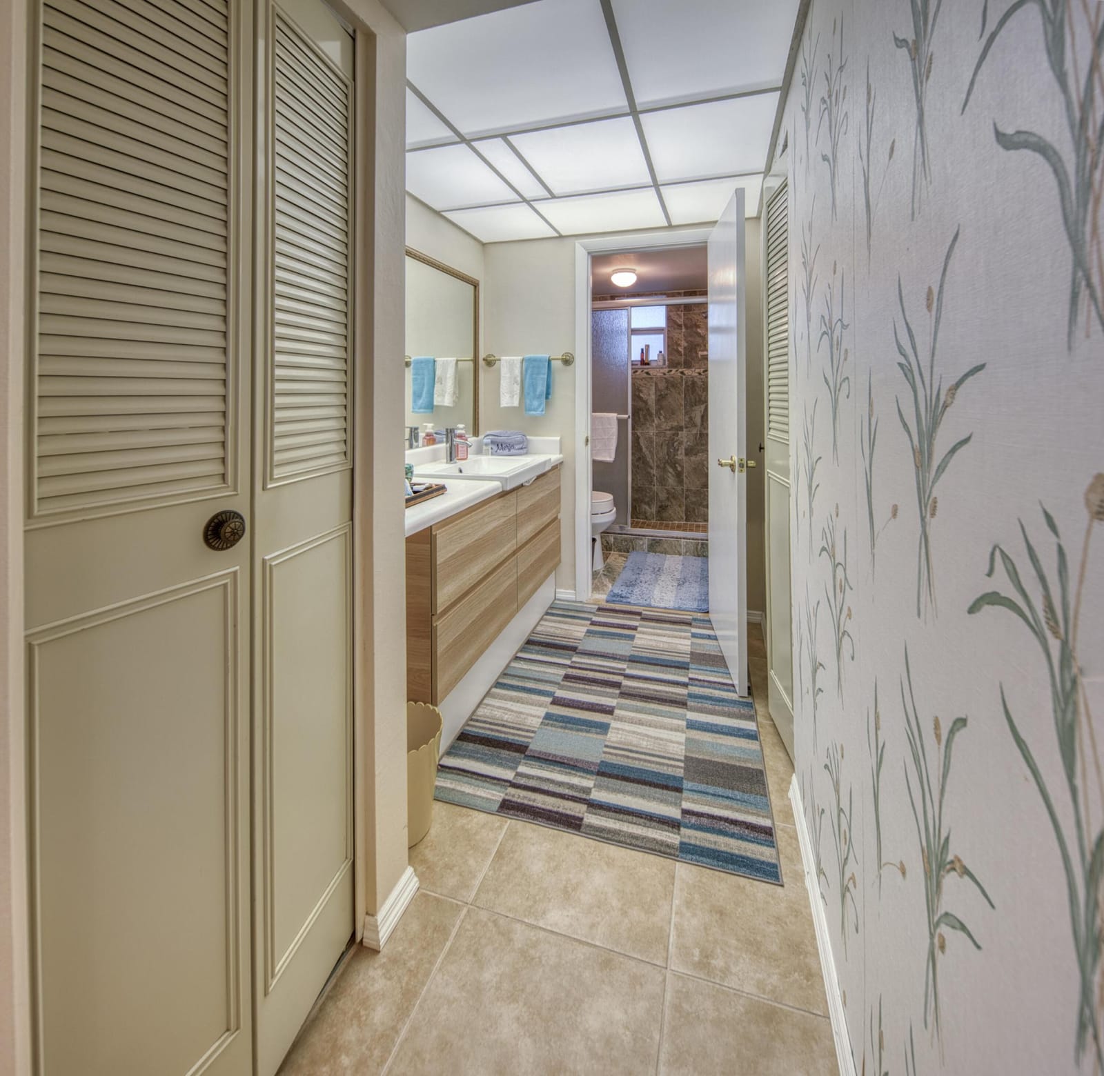 2728 GARDEN Drive N 413 — photo 11