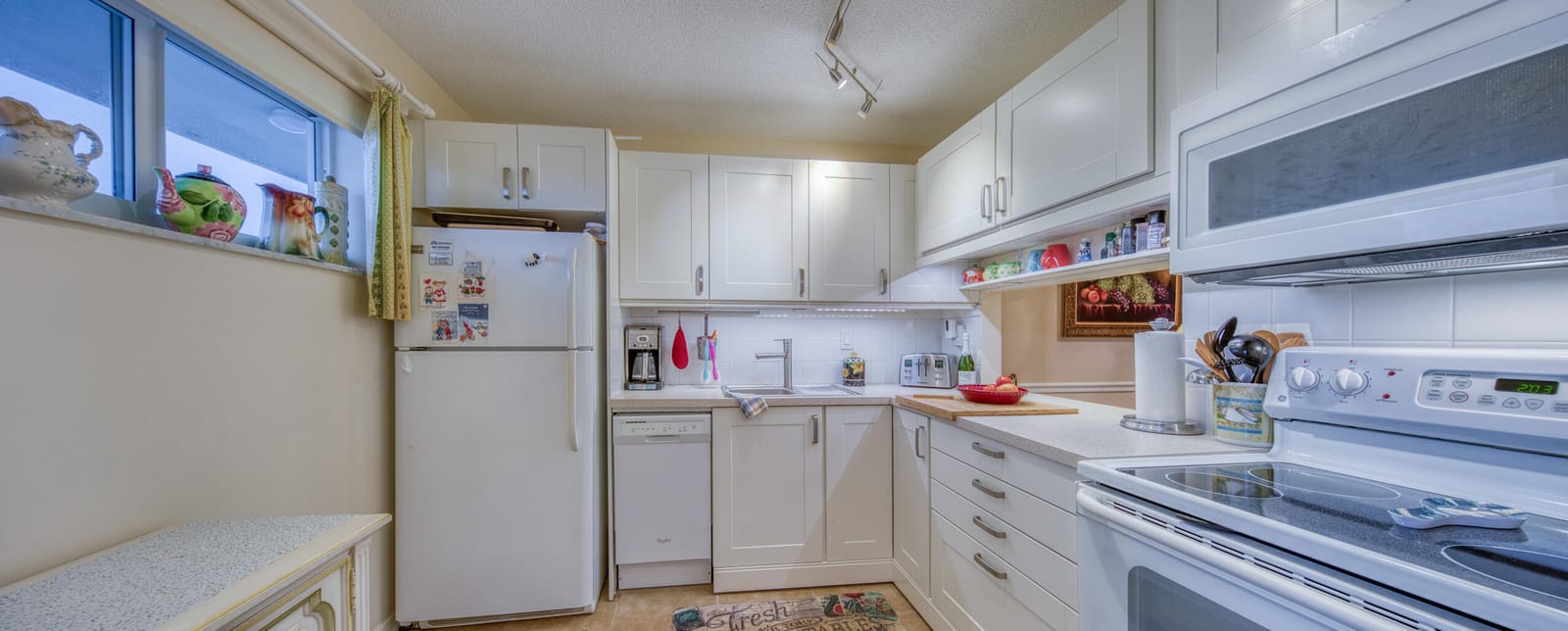 2728 GARDEN Drive N 413 — photo 9