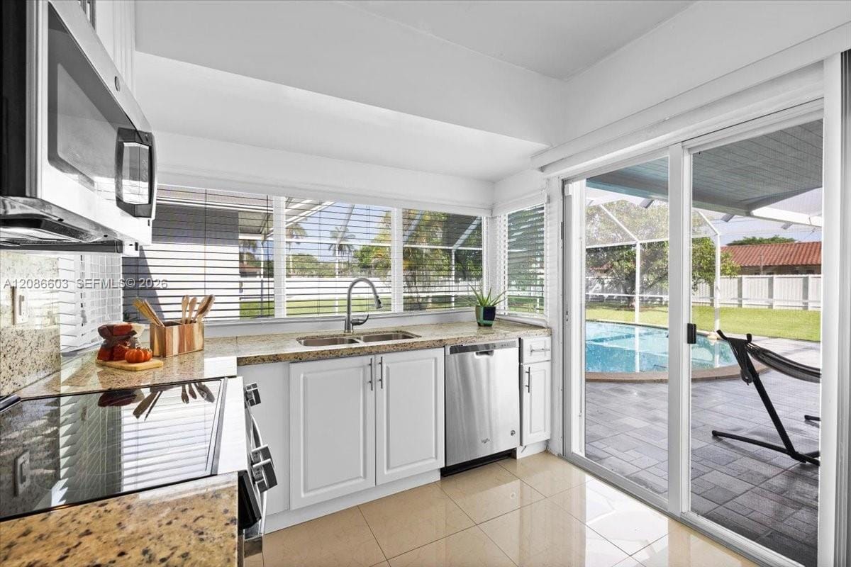 11125 SW 173rd Terrace, Miami, FL 33157 photo 7