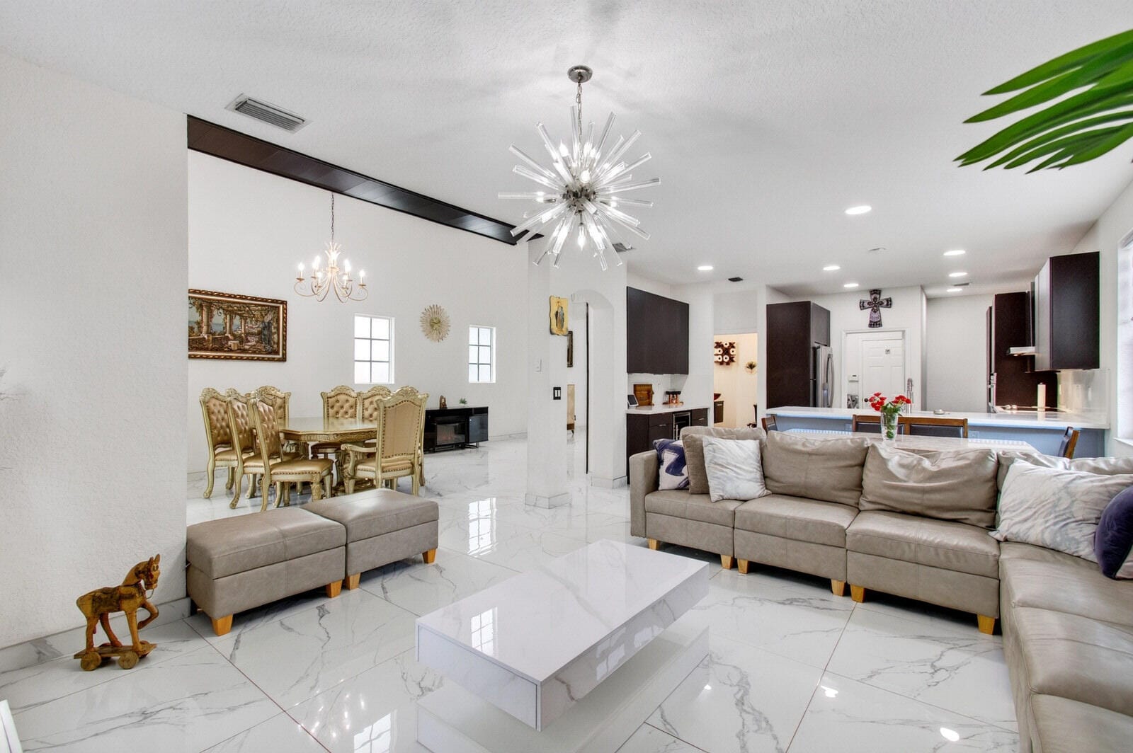 4940 Egret Place — photo 1