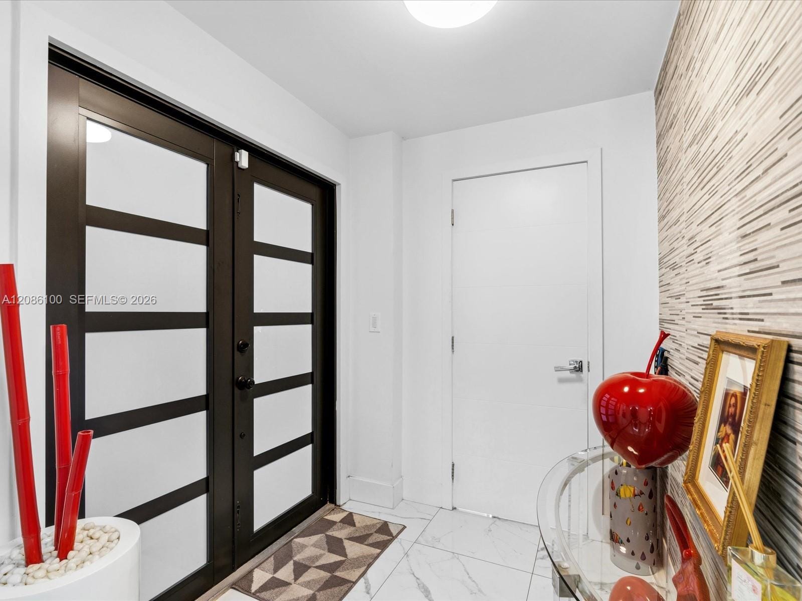 9152 SW 6th Street — photo 3