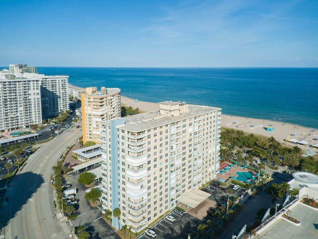 305 N POMPANO BEACH Boulevard PH05, Pompano Beach, FL 33062