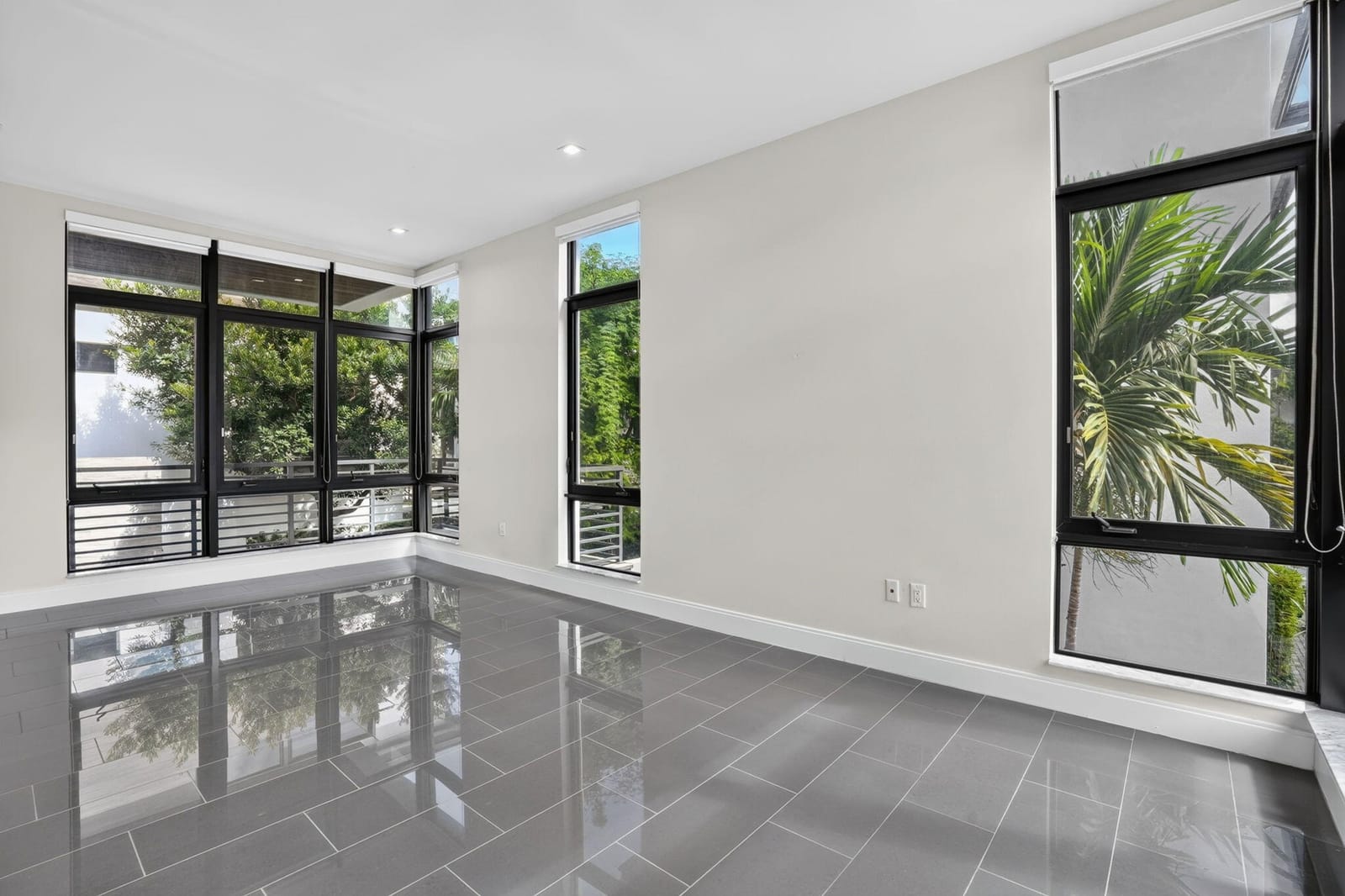 8243 NW 48th Street, Doral, FL 33166 photo 13