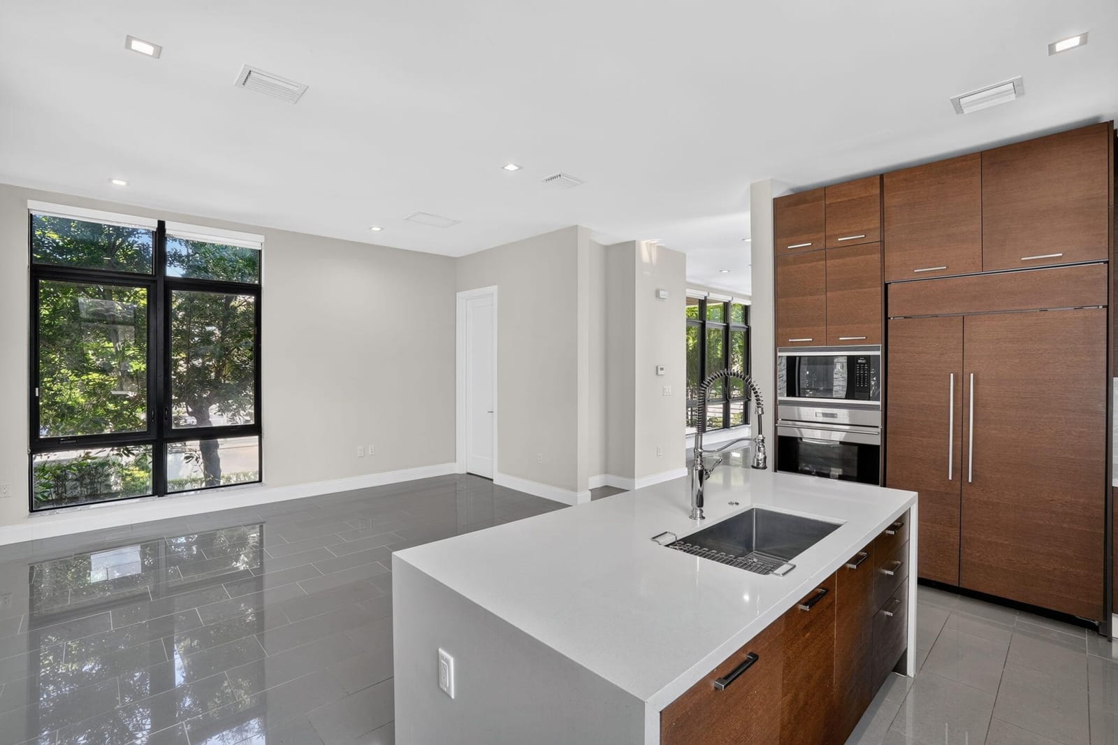 8243 NW 48th Street, Doral, FL 33166 photo 21