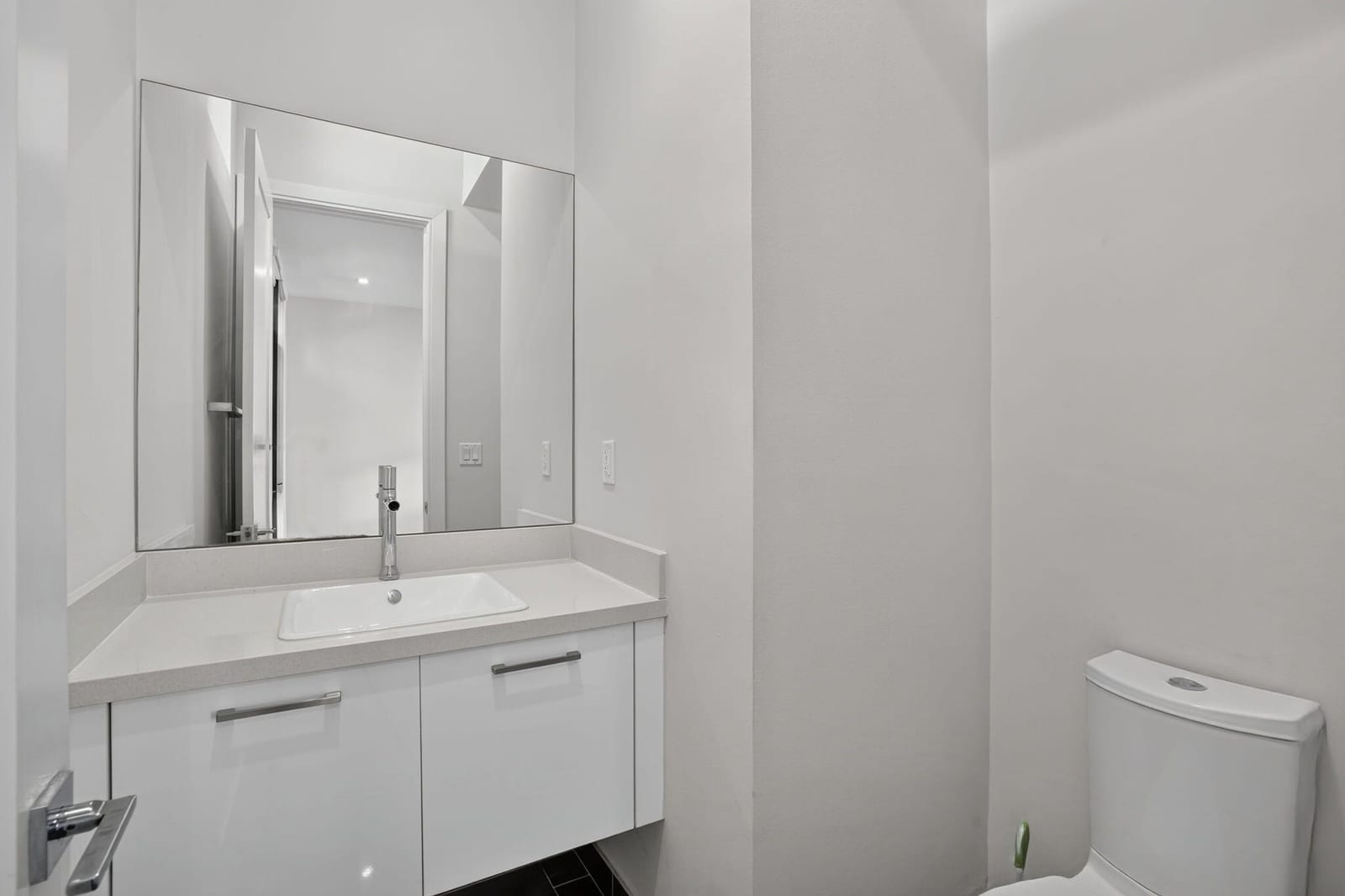 8243 NW 48th Street, Doral, FL 33166 photo 27