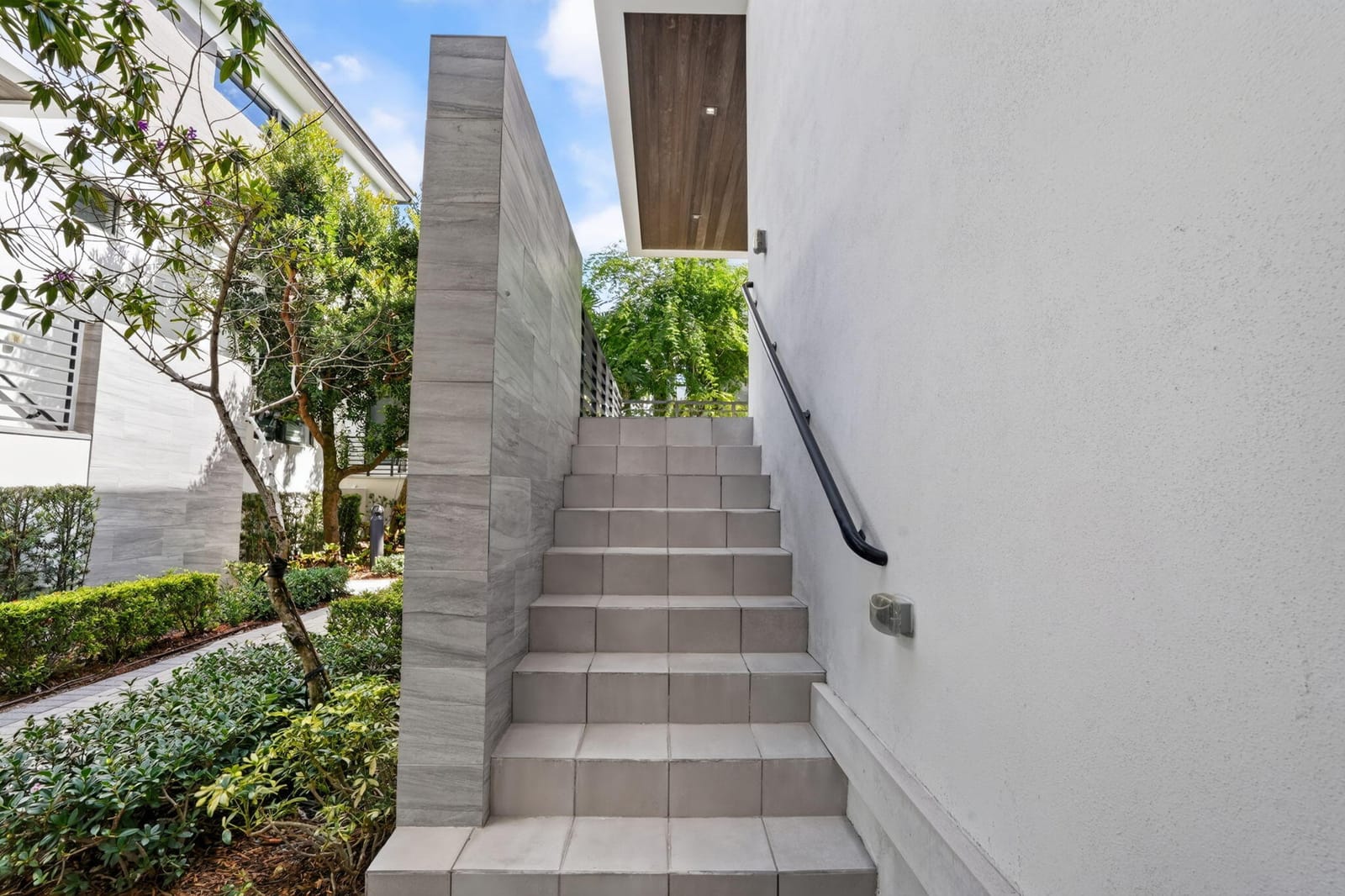 8243 NW 48th Street — photo 5