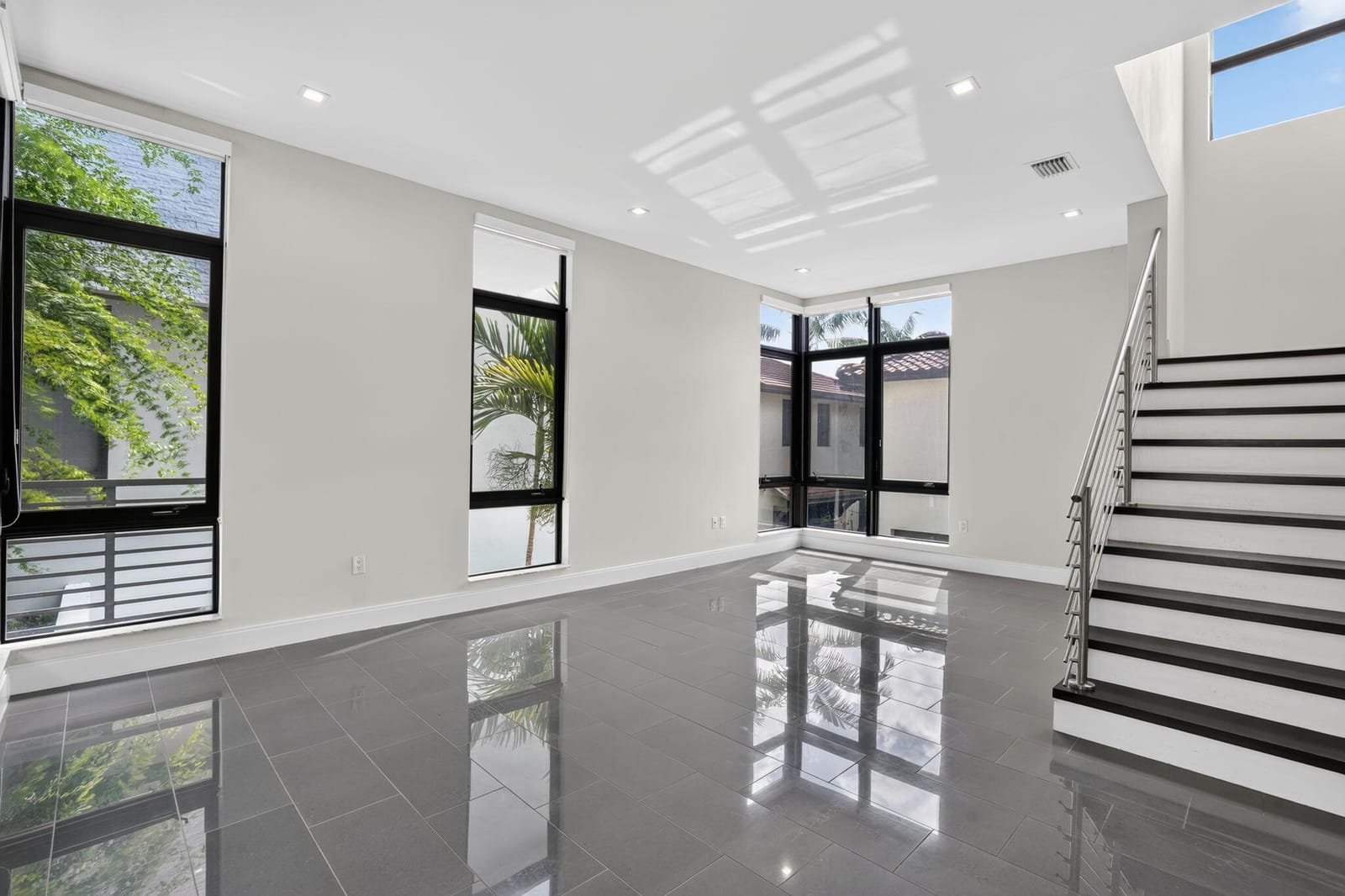 8243 NW 48th Street — photo 9