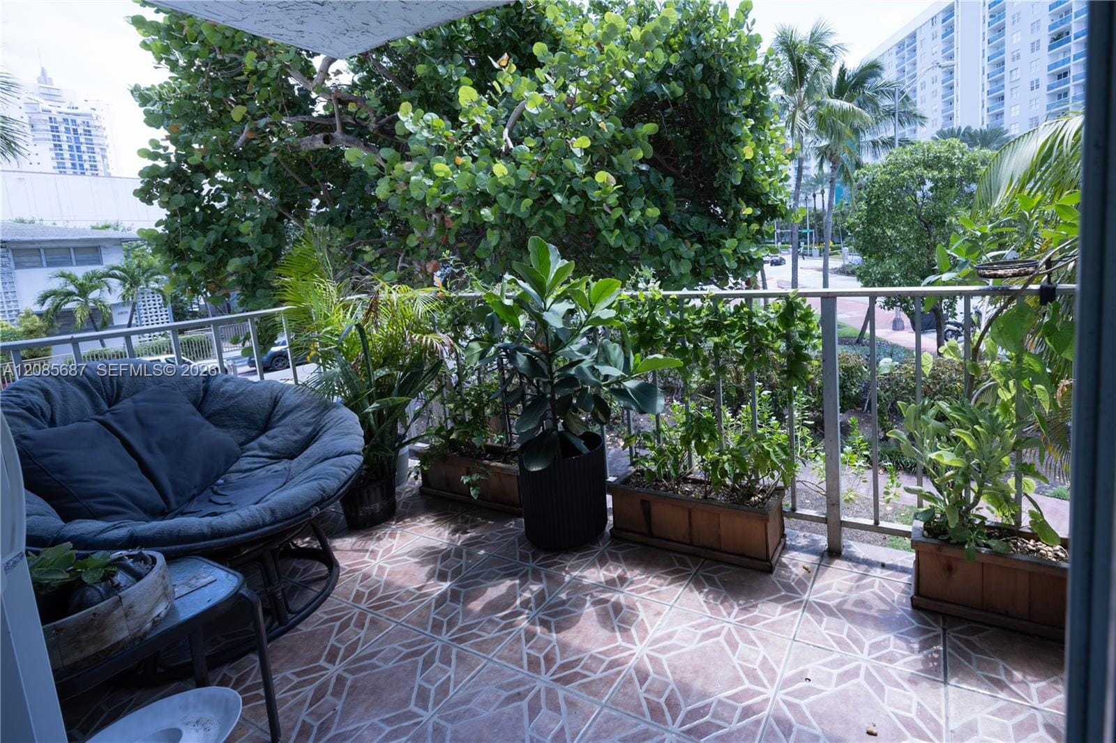 6801 Indian Creek Drive 201 — photo 12