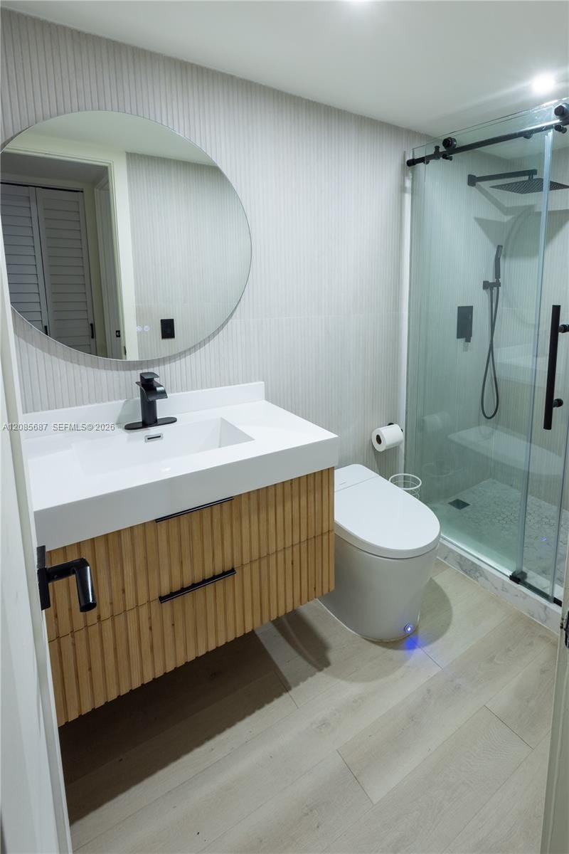 6801 Indian Creek Drive 201 — photo 5