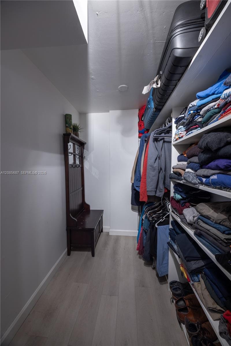 6801 Indian Creek Drive 201 — photo 10