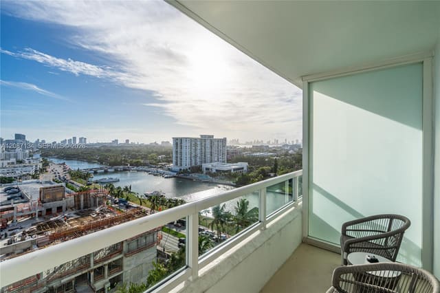 4401 Collins Avenue 1508, Miami Beach, FL 33140