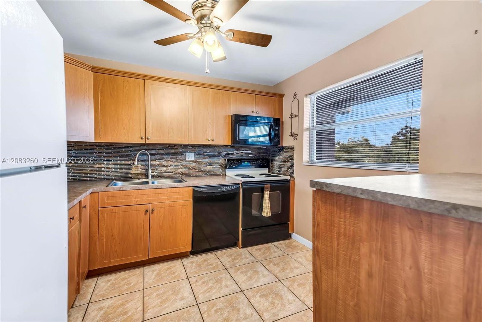 6570 Royal Palm Boulevard 302J, Margate, FL 33063 photo 7