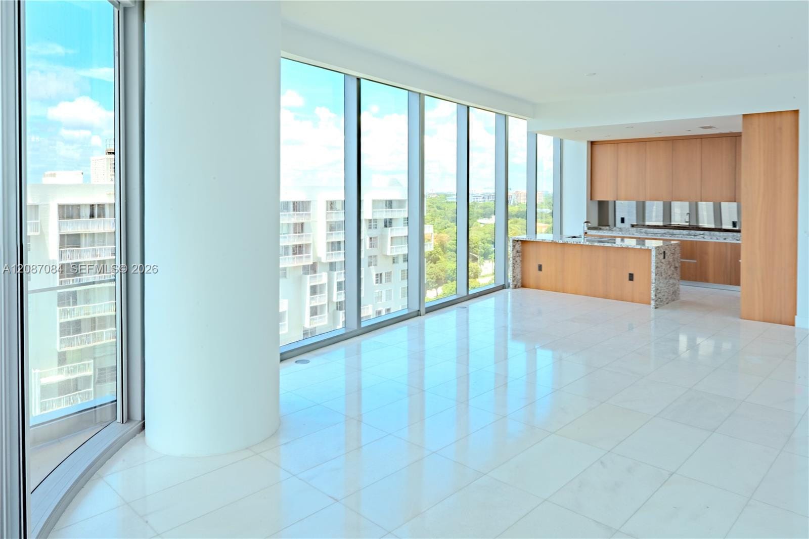 175 SE 25th Road 1002 — photo 3